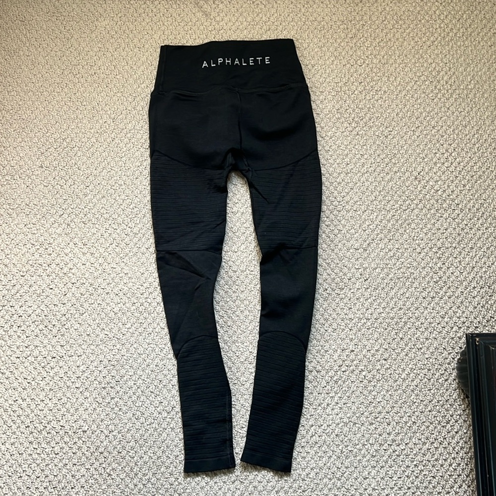 Alphalete Leggings!